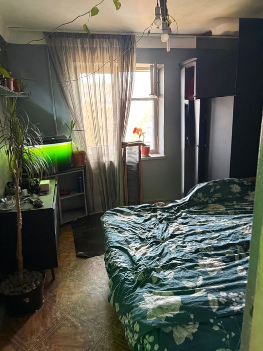 4 кімн квартира Оболонь , вул Йорданська ( Лайоша Гавро) 22