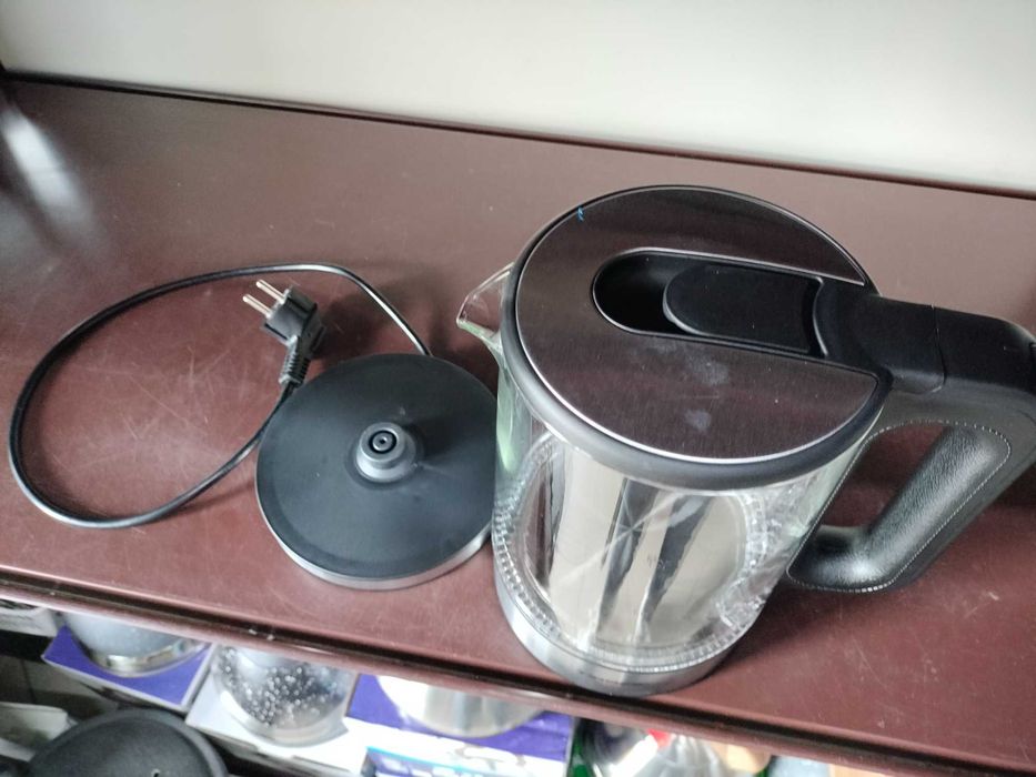 szklany czajnik elektryczny podświetlenie gwarancja 1,7L TIROSS TS2703