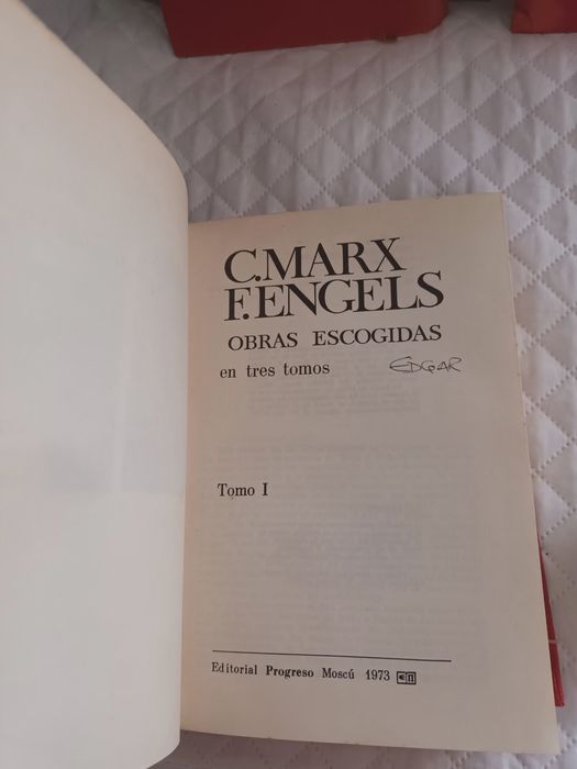 "Obras Escogidas" Karl Marx e F. Engels-  3 volumes