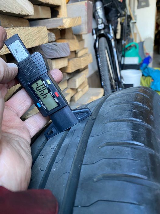 Opony CONTINENTAL Letnie 215/55R17