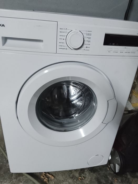 Vendo maquina lavar Teka como nova!