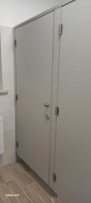 Szafki, ścianki działowe, kabiny, zabudowa HPL