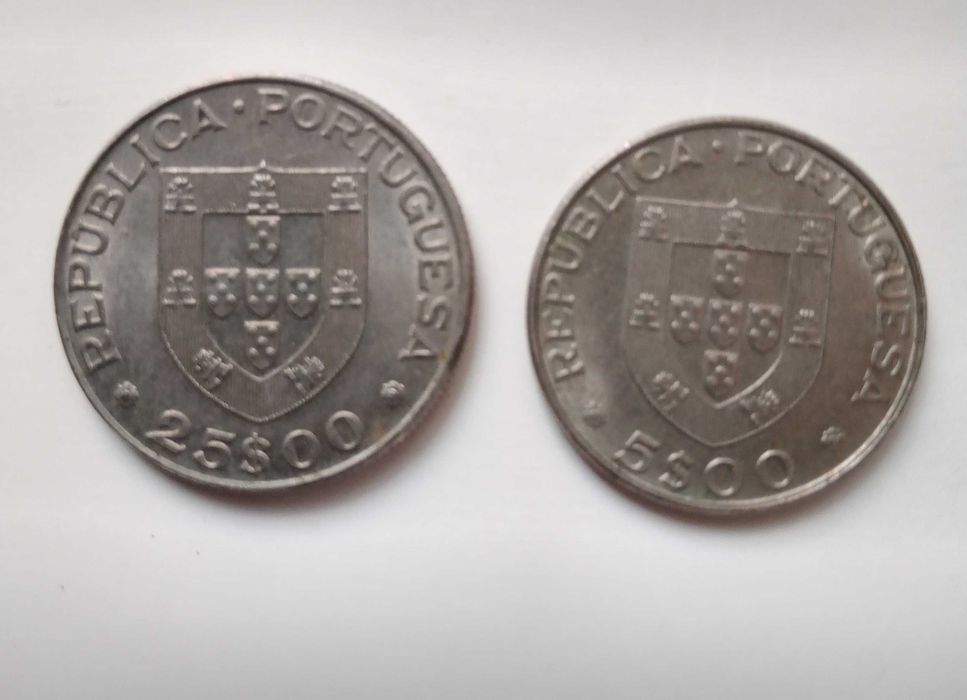 2 moedas circuladas centenário da morte de Alexandre Herculano