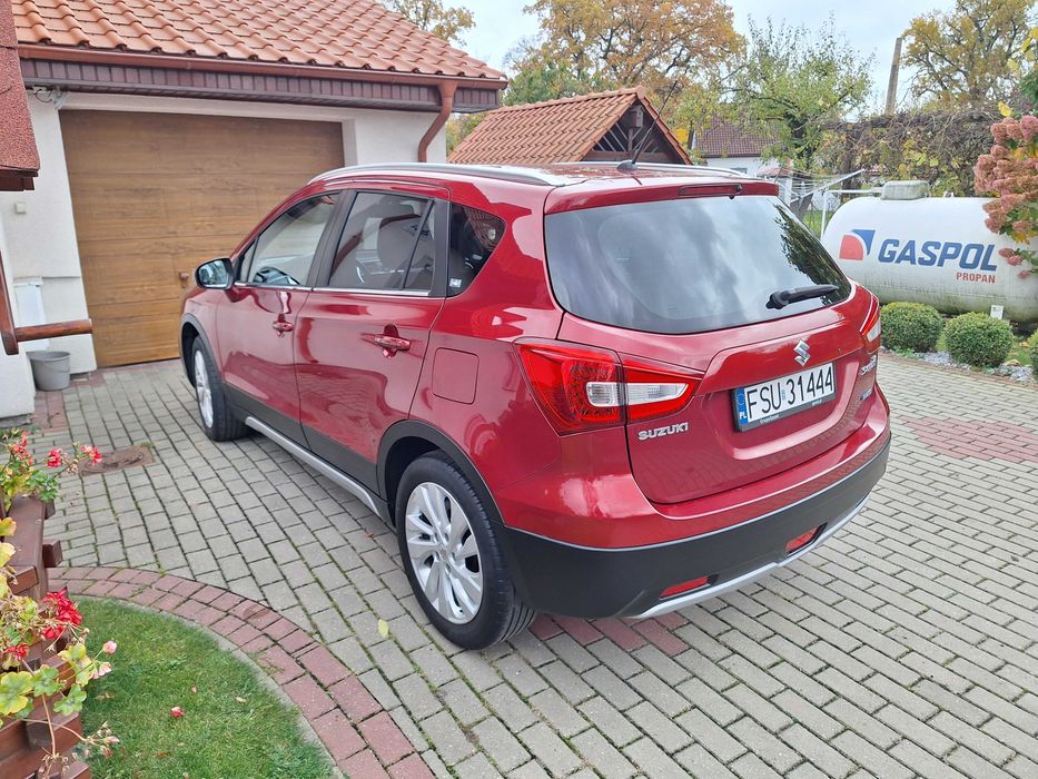 Suzuki SX4 S-CROSS Salon PL.