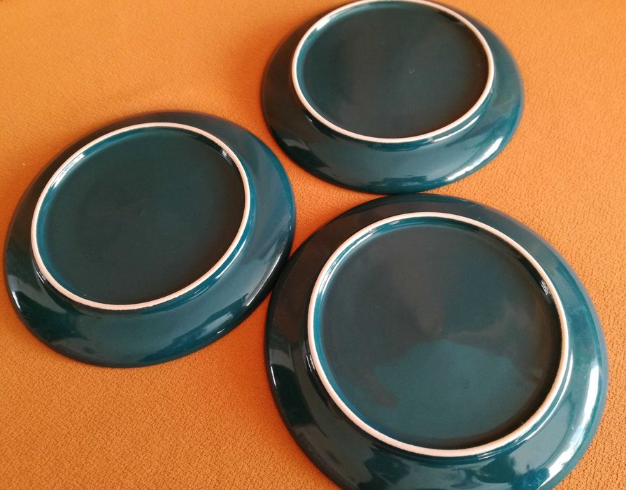 Talerze,talerzyki ceramiczne,zielone.
