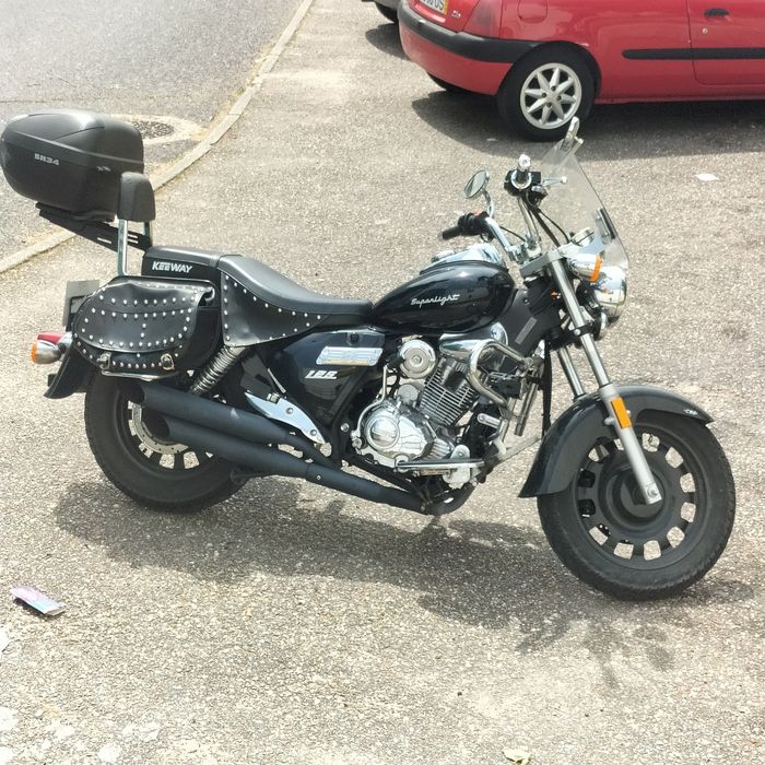 Moto Keeway Superlight 2018