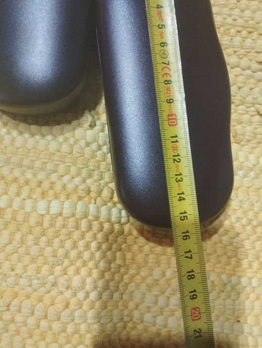 Dwa etui na okulary fielmann