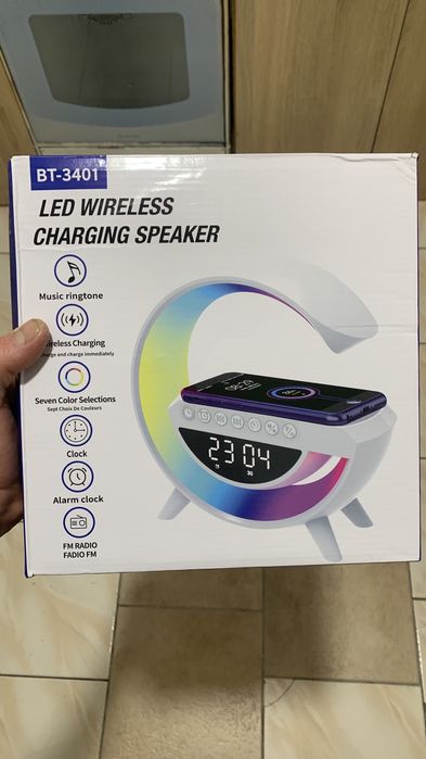 Настільна смарт-лампа-годинник BT-3401 LED Wireeles Charging Speaker