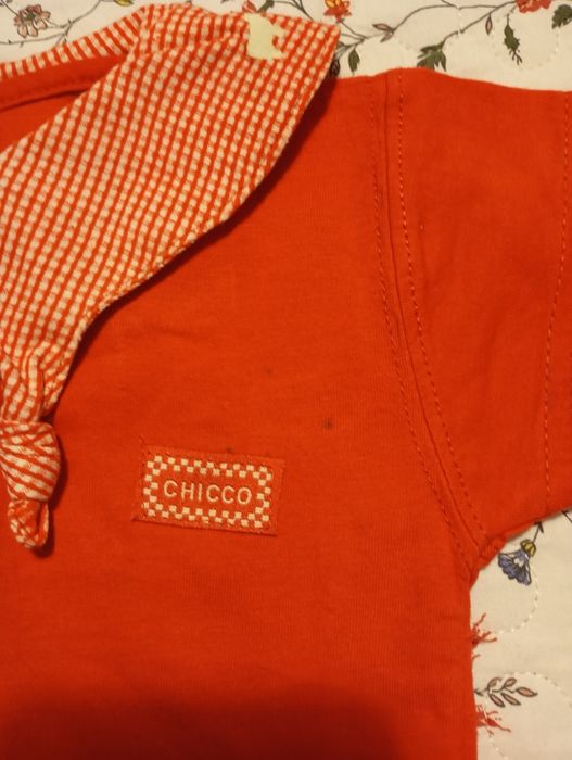 T-shirt vermelha Chicco