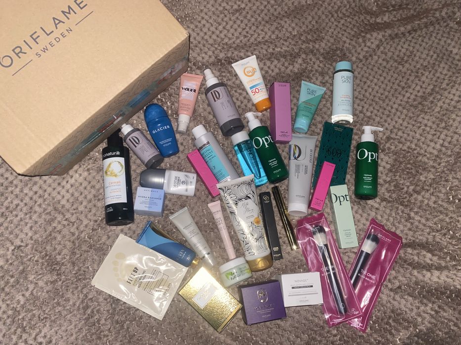 Kosmetyka ORIFLEM : Wzestawie :tush ,Podkład ,woda nicelarna , Parfum