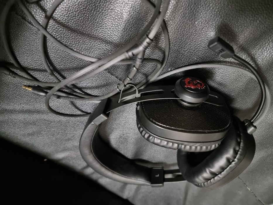 Auscultadores com microfone MSI