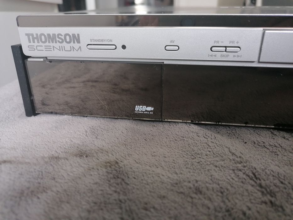 Thomson DTH 8000EB