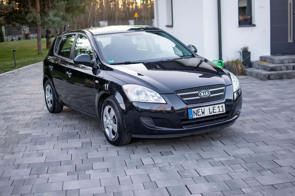 Kia Ceed 1, 6 Benzyna Klima  ! Po opłatach z Niemiec Mały przebieg !