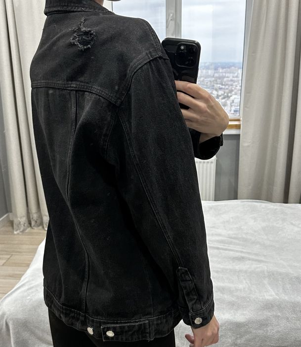 Джинсова куртка Stradivarius M