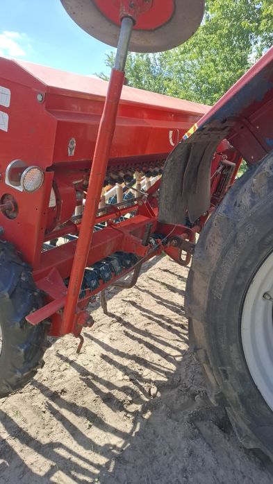 Продам сівалку реформ семо 99 3м