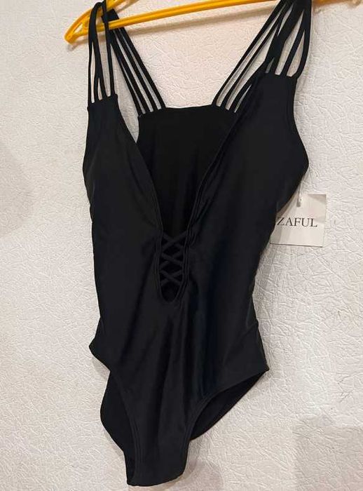 Купальник  черный слитный zaful