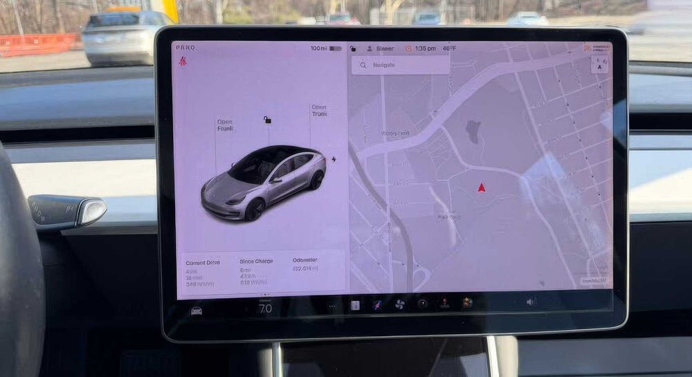 Tesla Model 3      2018