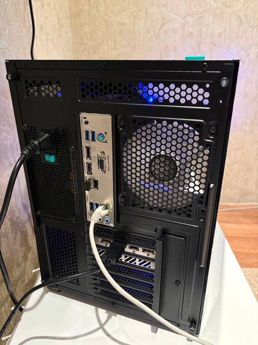 Продам  новый игровой компьютер.