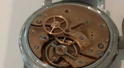 Monte Valjoux 90 Triple Date Moonphase