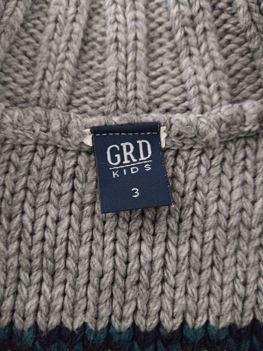 Casaco de malha GRD Kids, 3 anos, em muito bom estado