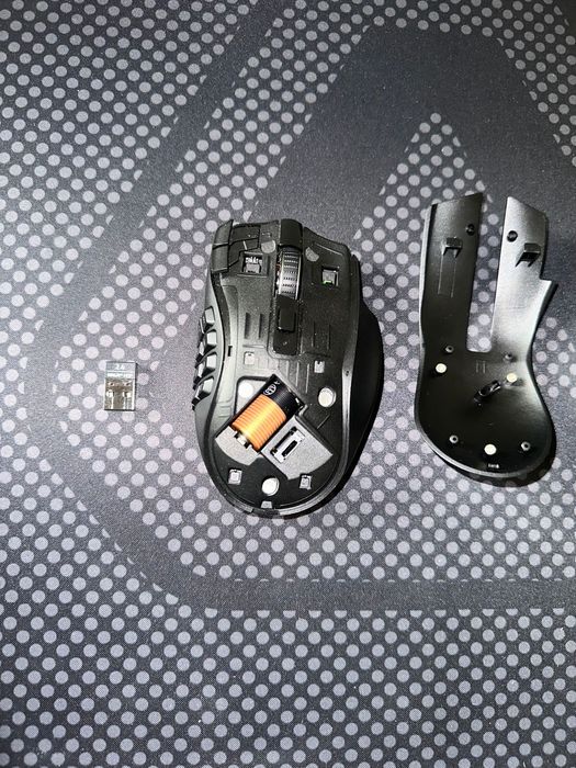 Rato RAZER NAGA V2 HYPERSPEED