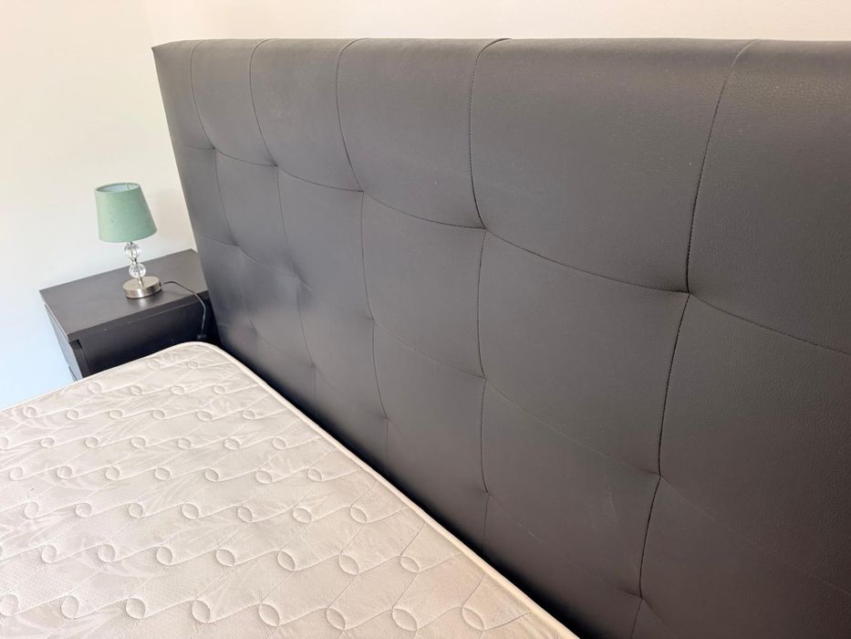 Cama de Casal 200x160 em Couro