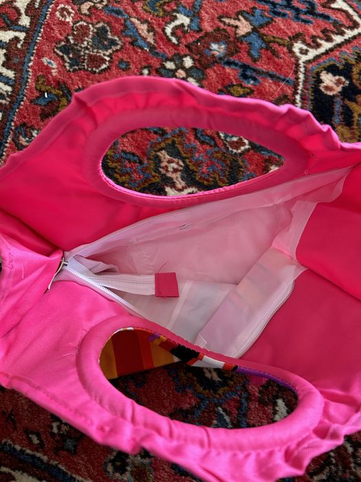 Mala nova, nunca usada