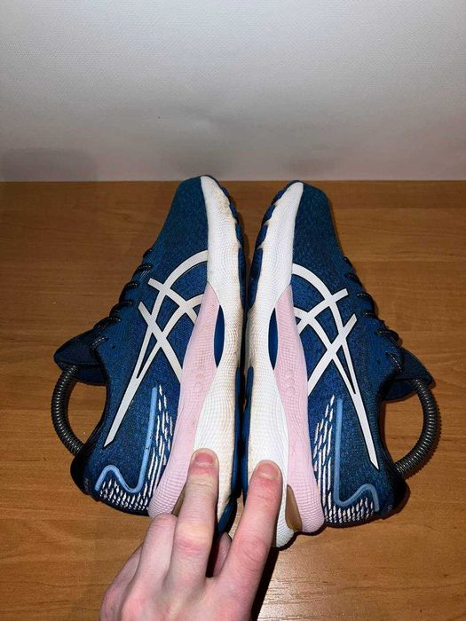 Кросівки Asics Gel-Nimbus 24