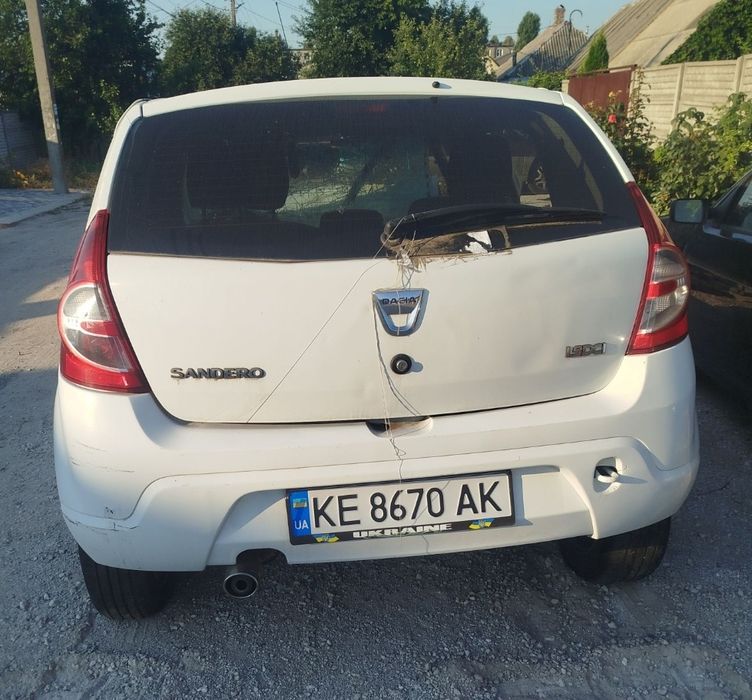 Ляда, двері, кузов Dacia/Renault Sandero. Кузов Дачия Сандеро