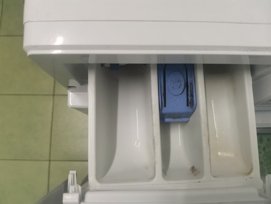 Sprzedam 3 letnią pralkę Beko