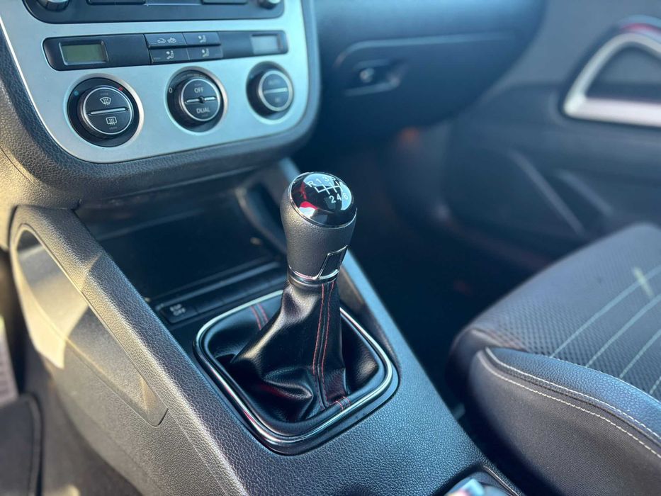 Volkswagen Scirocco 2.0 tdi