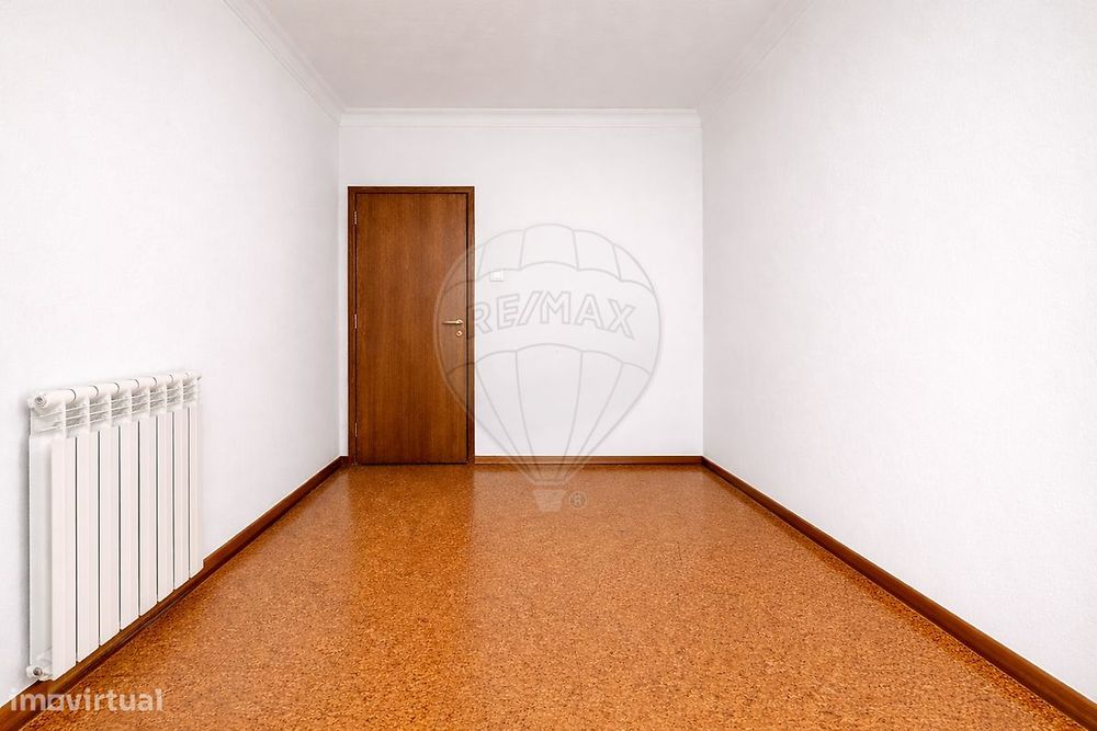 Moradia T5 para venda