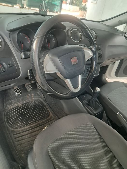 Seat Ibiza 1.4 80 cv