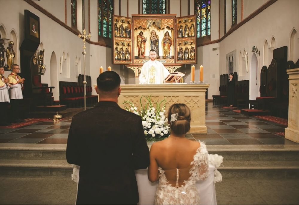 Suknia ślubna oksana mukha