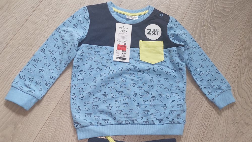 Nowy dres dla chlopca r. 92