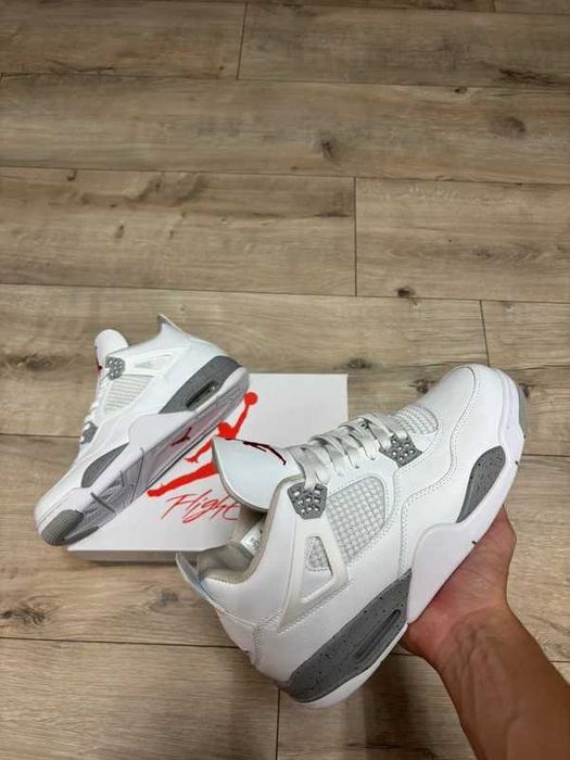 Jordan_4_Retro_White_Oreo Rozmiar 42