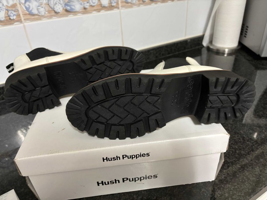 Botas em pele da Hush Puppies