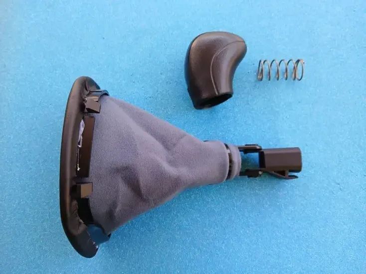 Moca manete punho velocidades Mercedes  Vito W639  (com fole)  NOVA