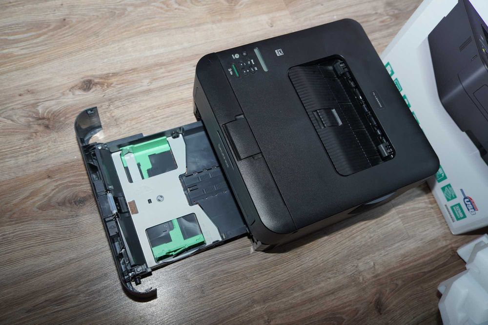 Drukarka Brother HL-L2340DW plus toner