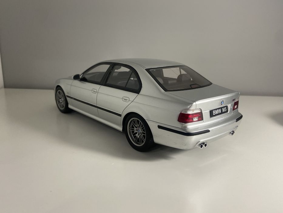 Sprzedam model 1:18 BMW M5 e39 OTTO