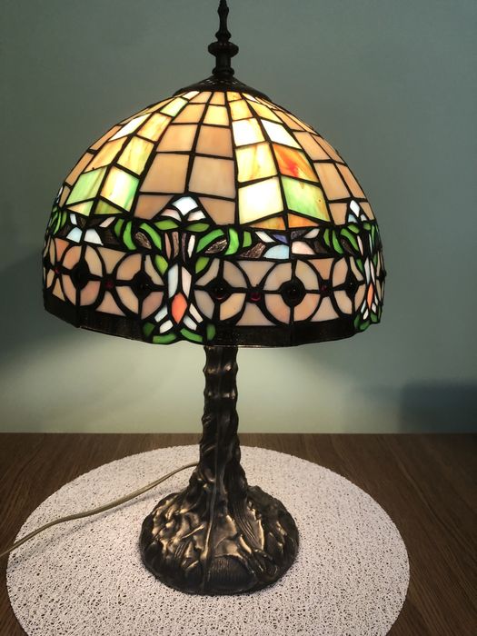 Lampa witrażowa Tiffany