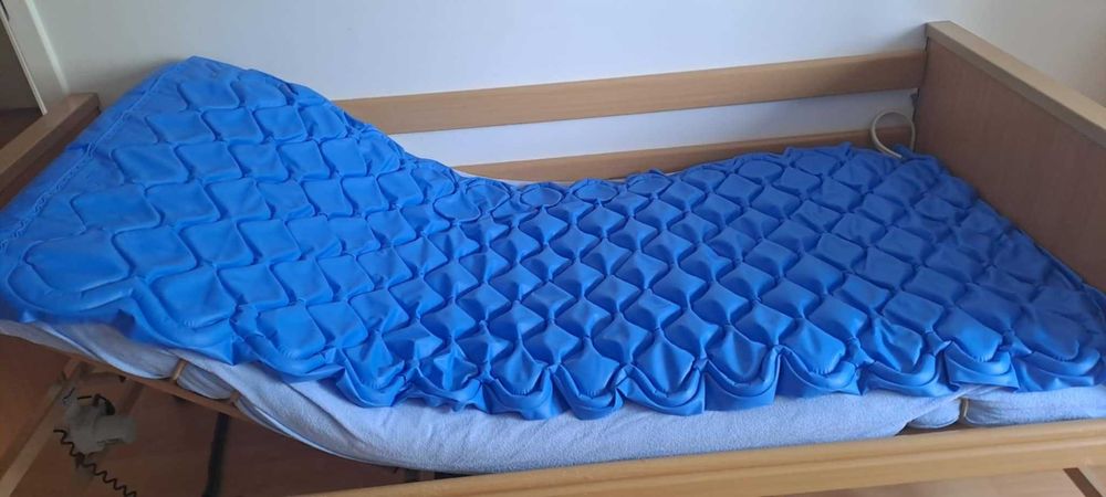 Materac odleżynowy