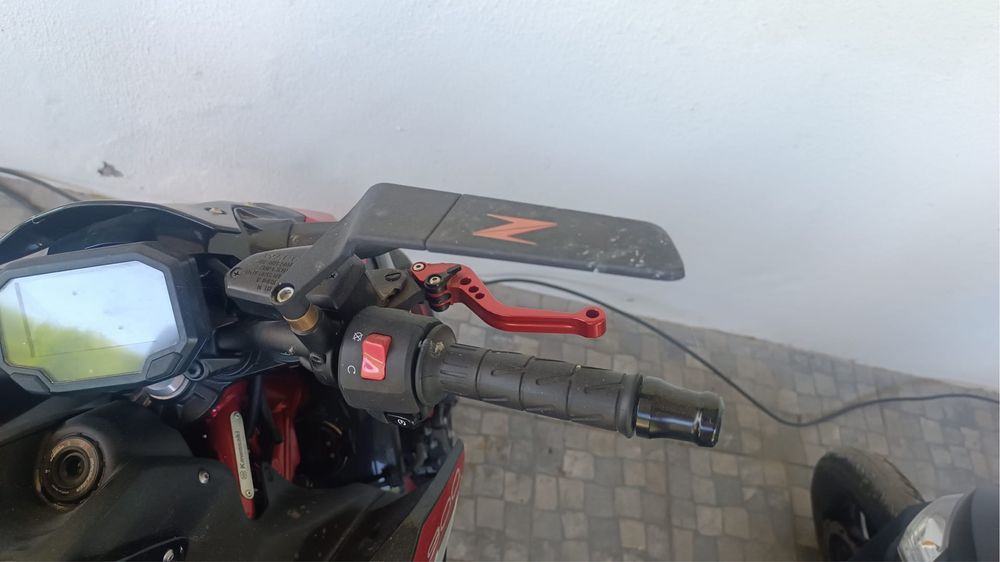 Kawasaki z900 de 2024