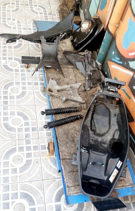 PEÇAS USADAS Honda pcx 125cc 2015/17  2 Geração