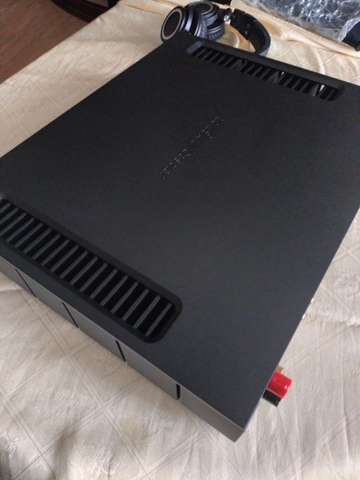 Roksan Caspian 4G стример усилитель