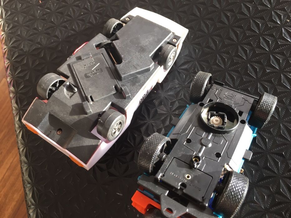 Carros (jipe Willy’s + lancia) anos 80