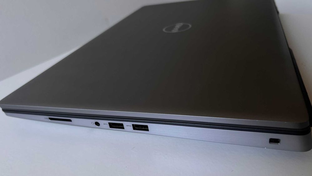 Portátil Dell Precision 7760 | i7-11850H | 48GB RAM | SSD 1TB | NVIDIA Quadro RTX A3000 | 17.3" IPS FHD | Win 11 LTSC | Workstation Profissional
