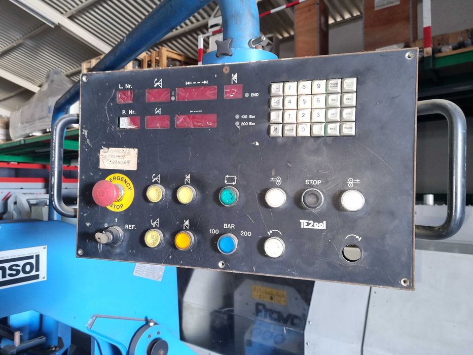 Viradeira 6mt com guilhotina automática