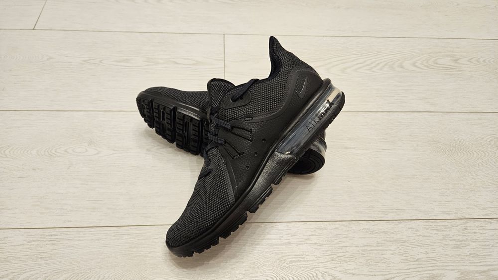 Кросівки nike air max sequent 3 921694-010 оригінал розпаровані