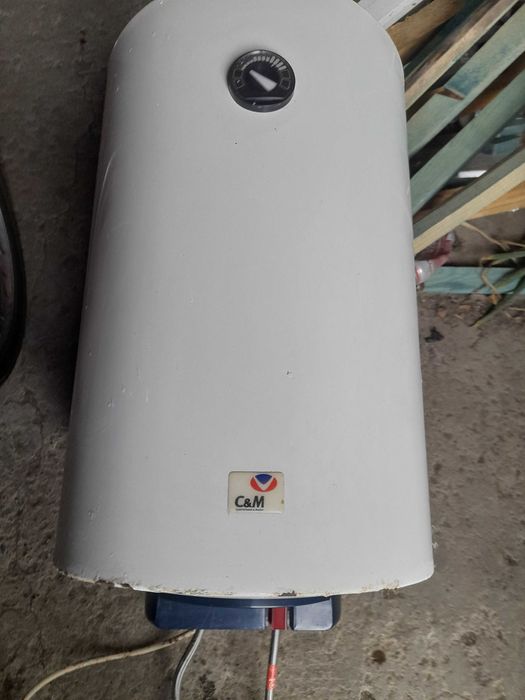Boljer podgrzewacz wody elektryczny